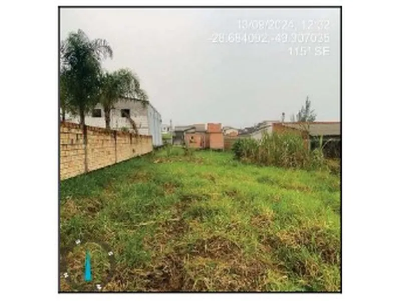 Terreno em Licitação