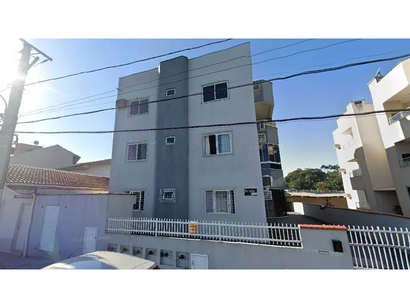 Apartamento em leilão