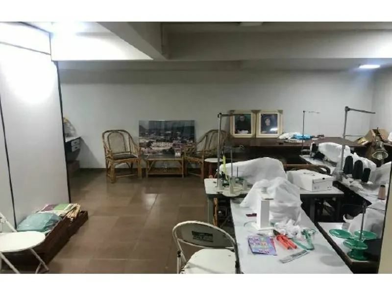 Comercial em leilão