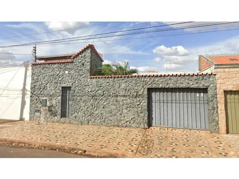 Casa em Leilão Extrajudicial