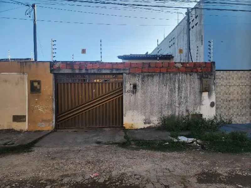 Casa em Leilão Extrajudicial