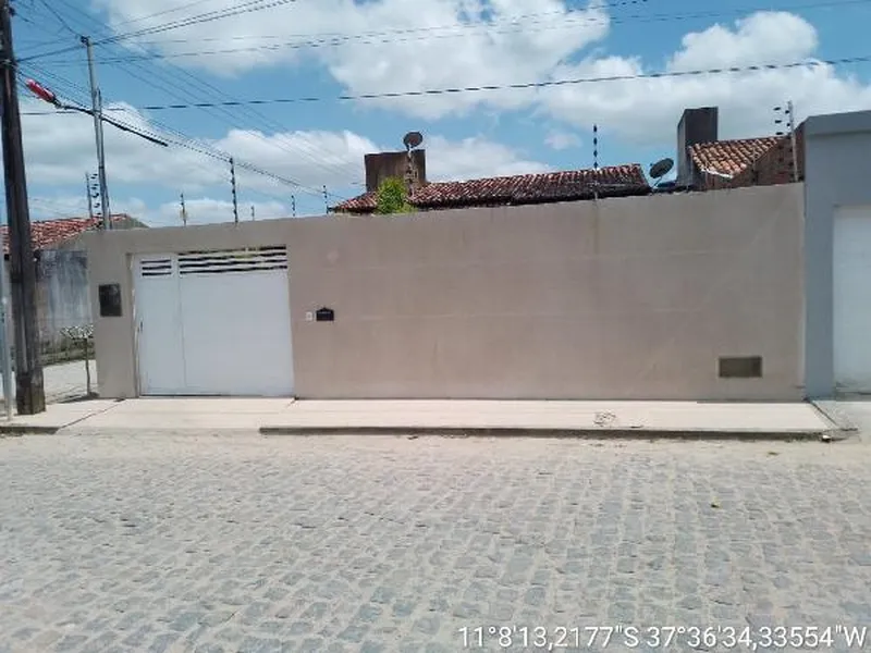 Casa em Leilão Extrajudicial