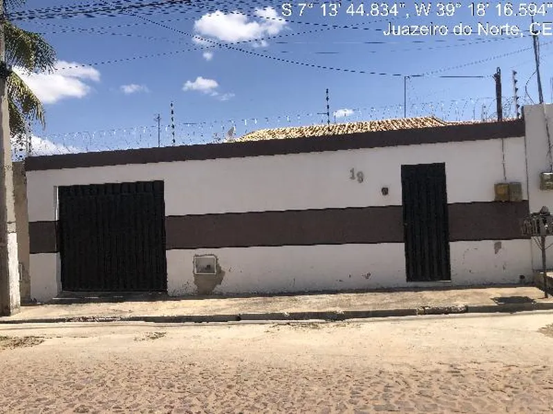 Casa em Leilão Extrajudicial