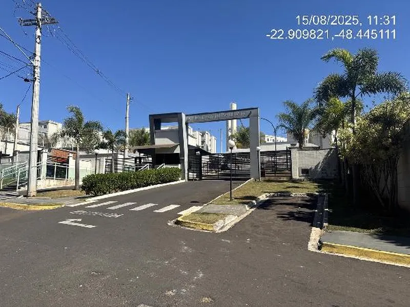 Apartamento em Licitação