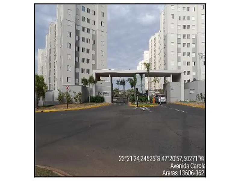 Apartamento em Licitação