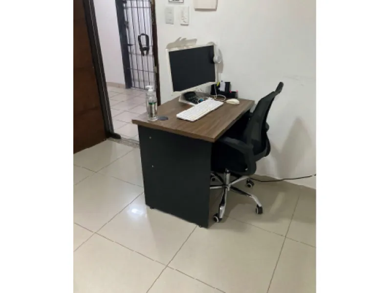 Comercial em leilão