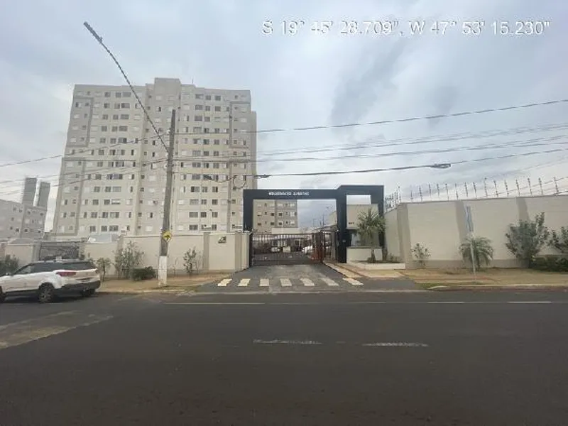 Apartamento em Licitação