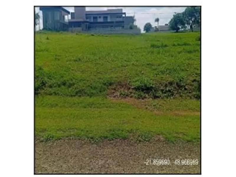 Terreno em Leilão Extrajudicial