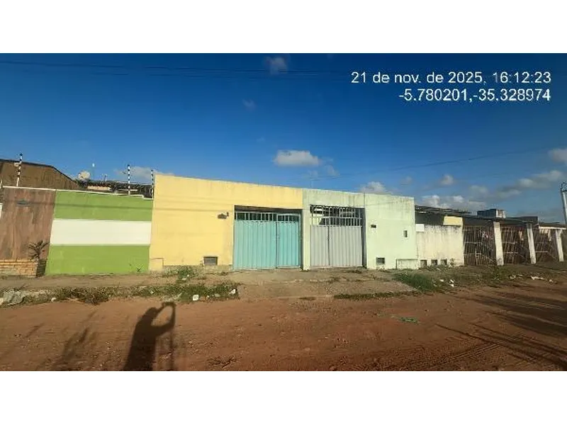 Casa em Leilão Extrajudicial