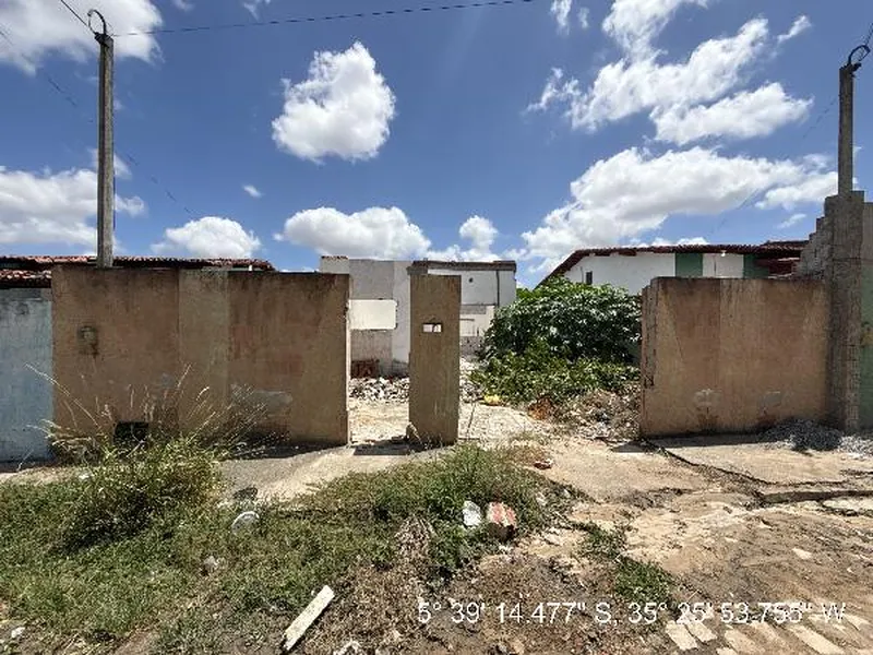 Casa em Leilão Extrajudicial