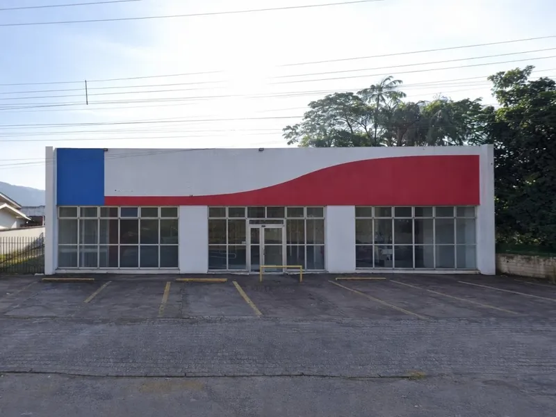 Comercial em Leilão Extrajudicial