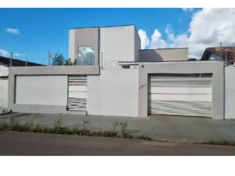 Casa em Leilão Extrajudicial