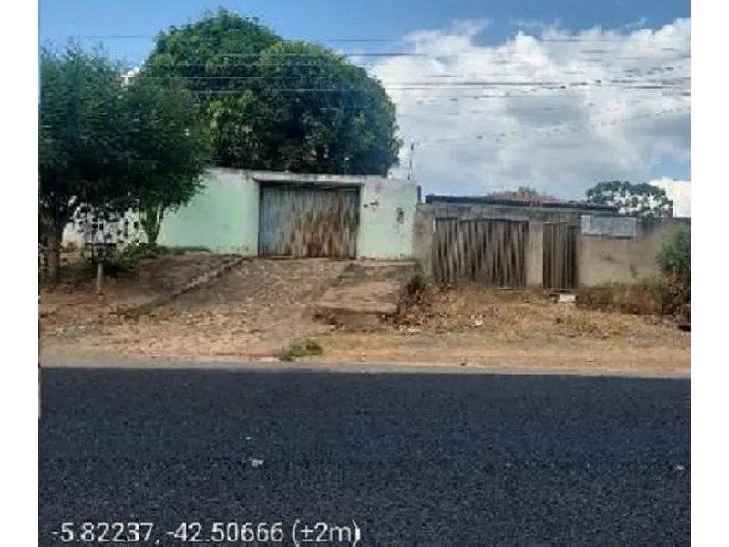 Casa em Leilão Extrajudicial