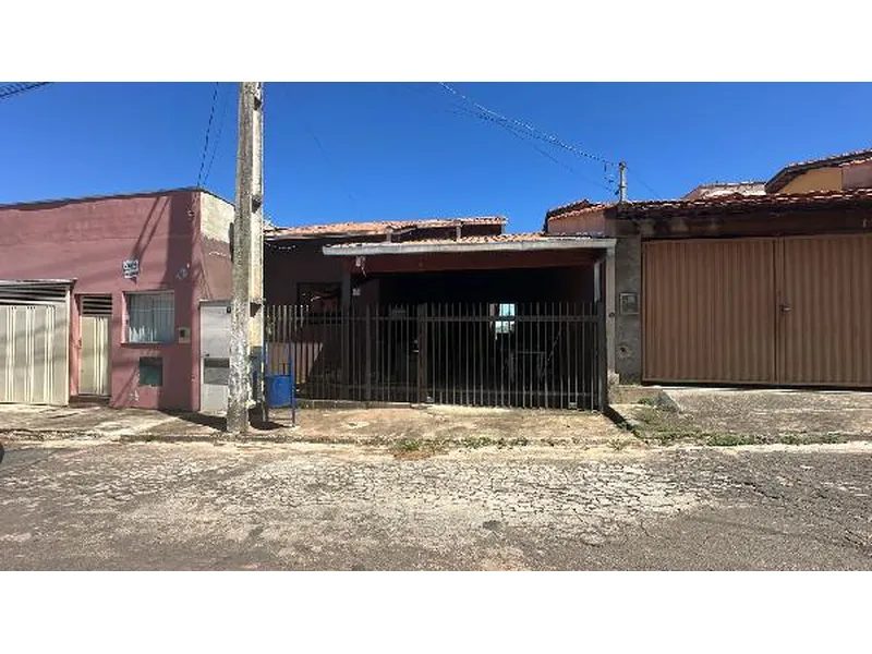 Casa em Leilão Extrajudicial