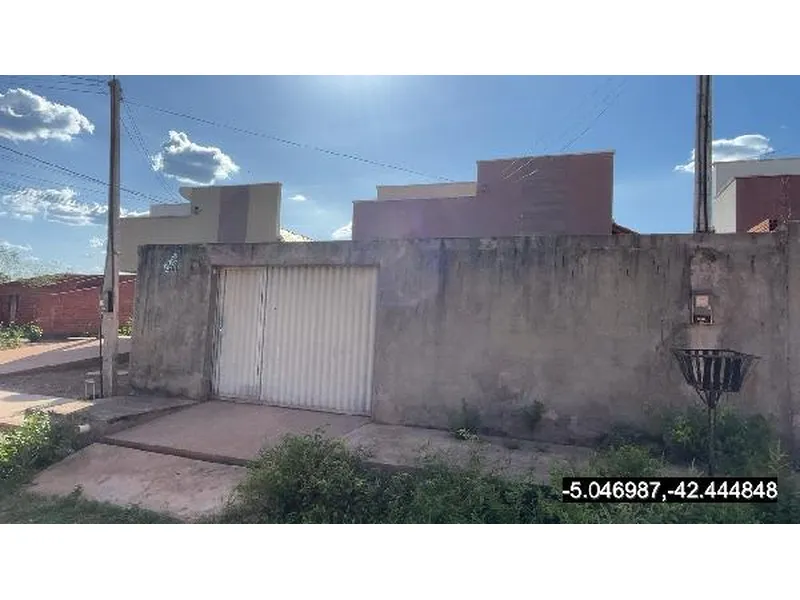 Casa em Leilão Extrajudicial