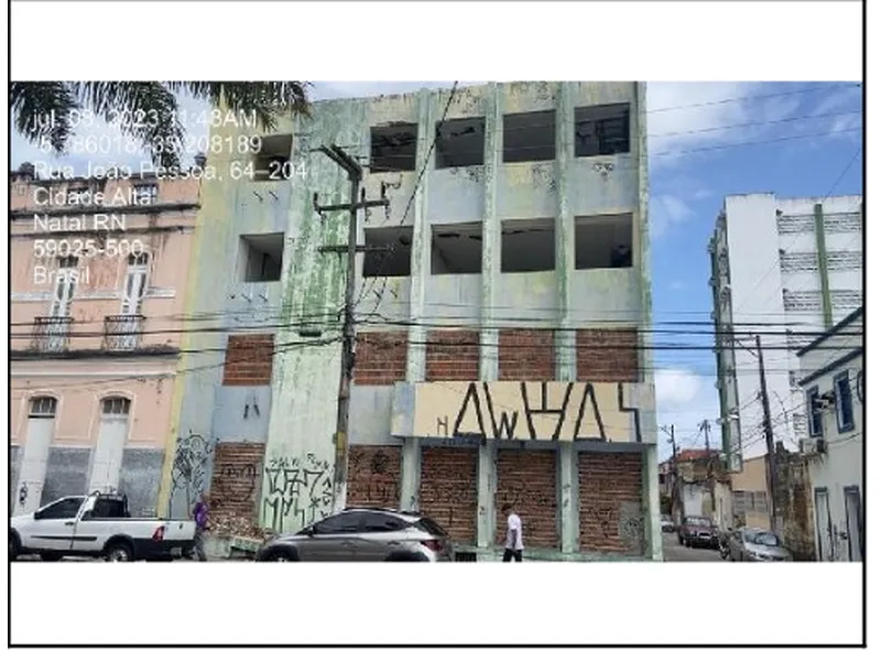 Prédio em Licitação