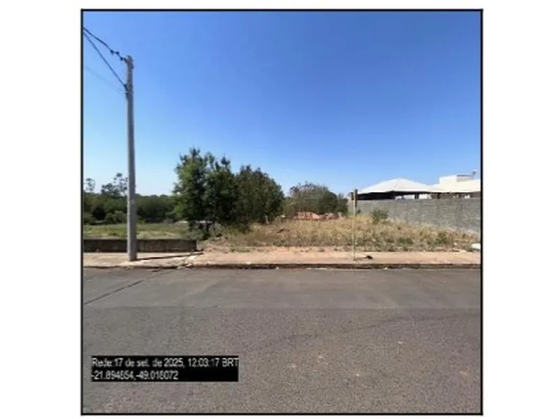 Terreno em Licitação