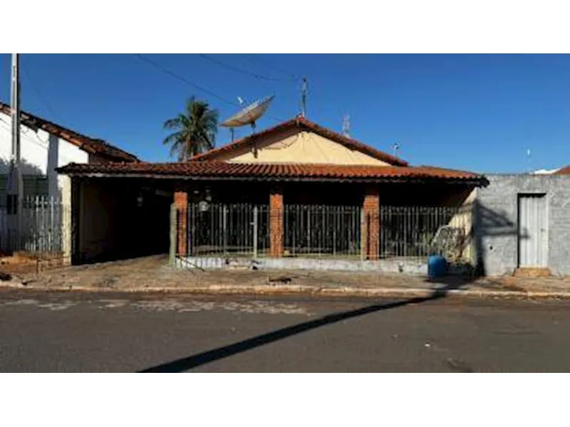 Casa em Leilão Extrajudicial