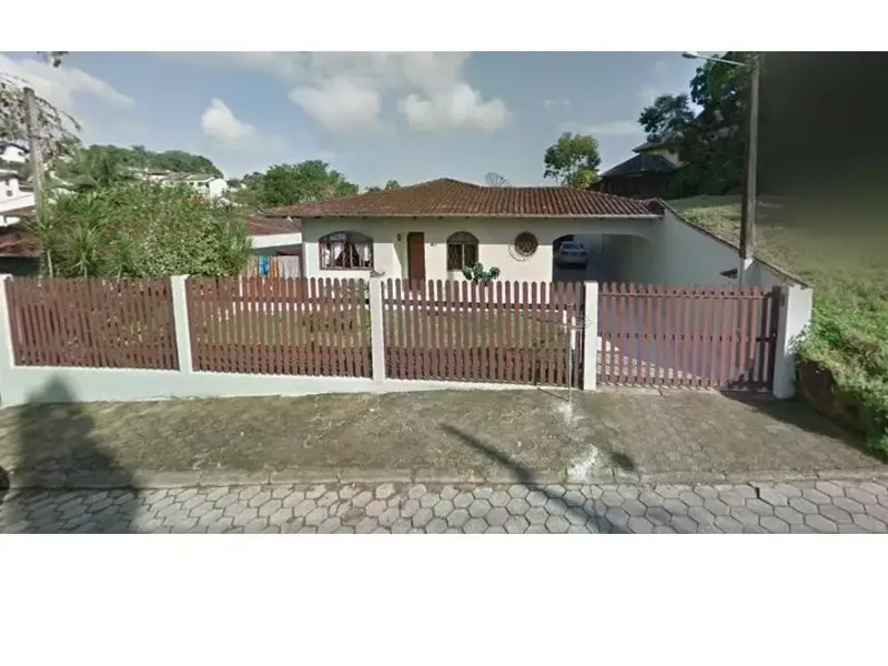 Casa em Leilão Extrajudicial