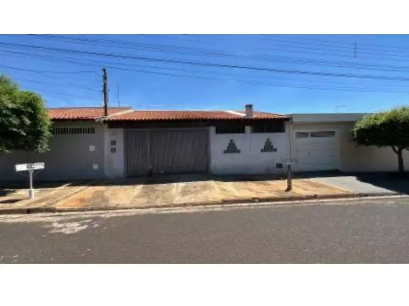 Casa em Leilão Extrajudicial