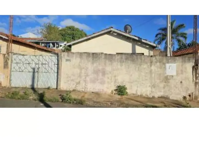 Casa em Leilão Extrajudicial
