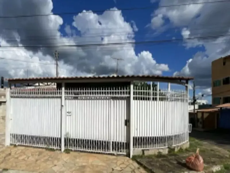 Casa em Leilão Extrajudicial