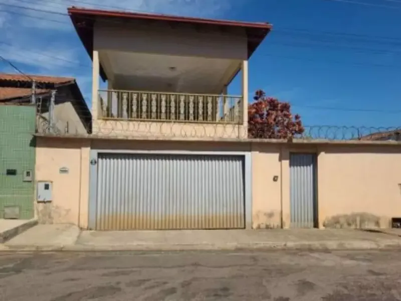 Casa em Leilão Extrajudicial