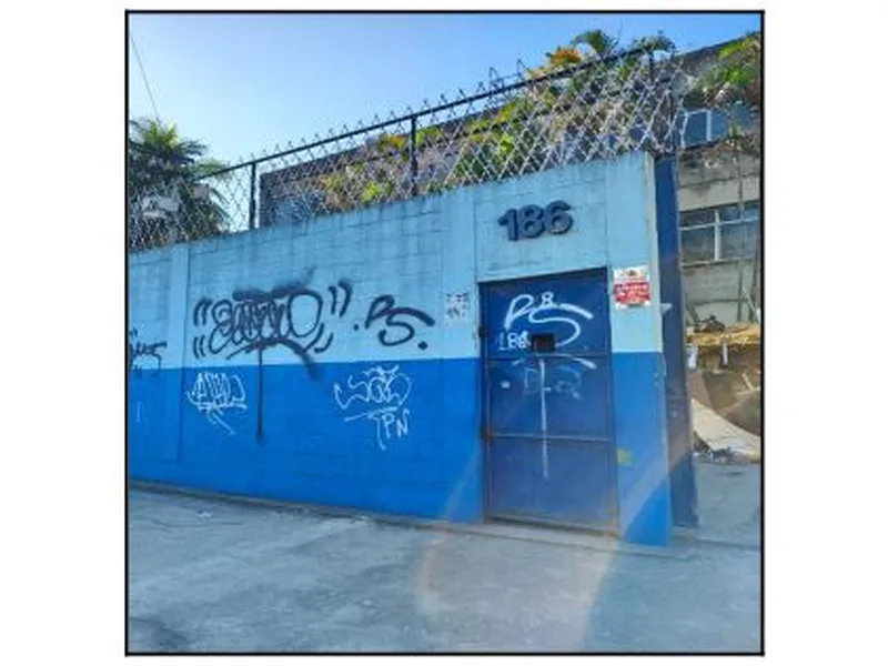 Galpão em Venda Direta