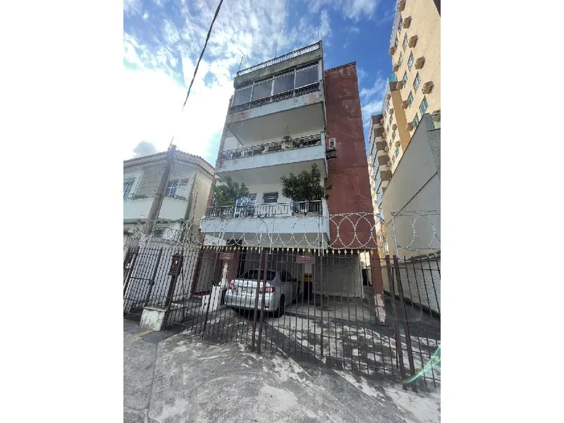 Apartamento em Licitação