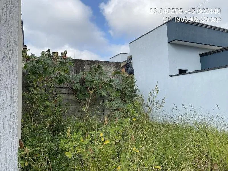 Terreno em Licitação