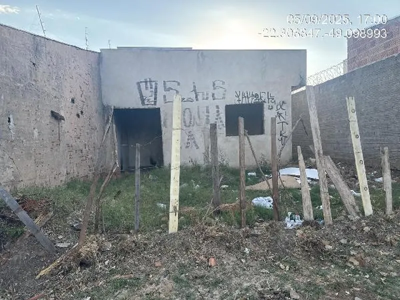 Terreno em Licitação