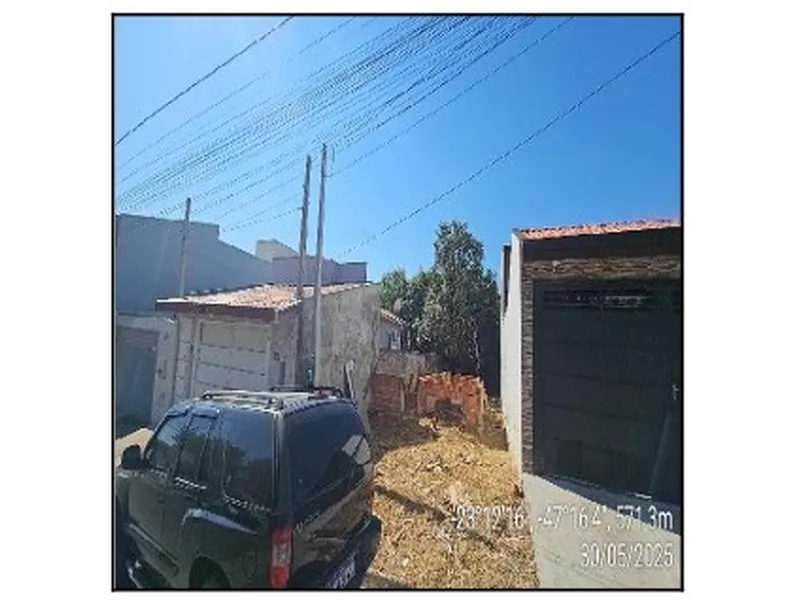 Terreno em Licitação