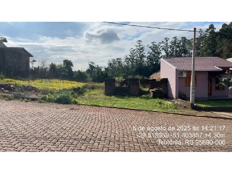 Terreno em Licitação