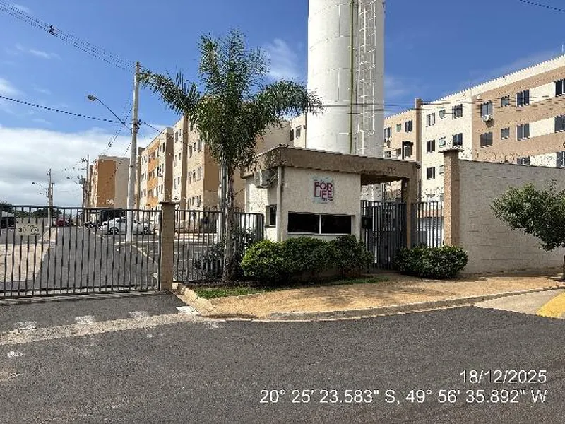 Apartamento em Leilão Extrajudicial