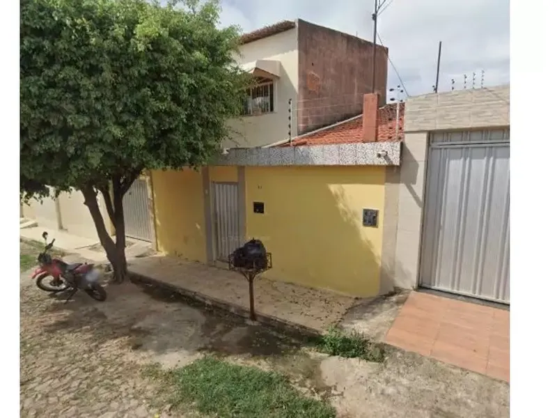 Casa em Leilão Extrajudicial