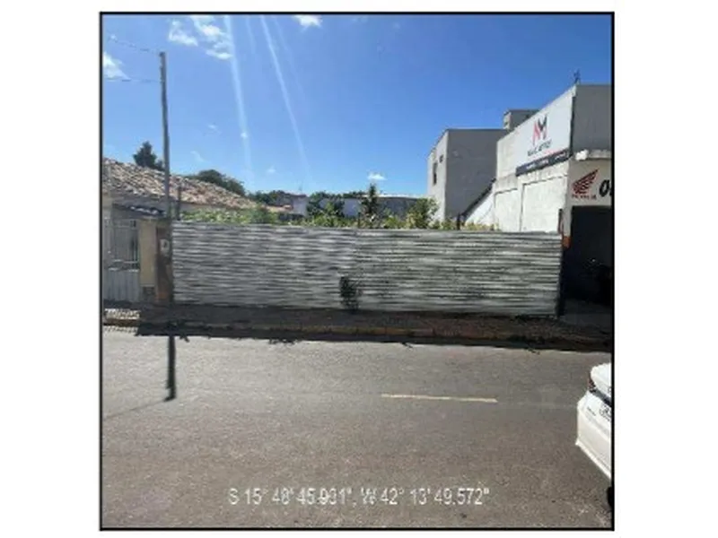 Terreno em Licitação