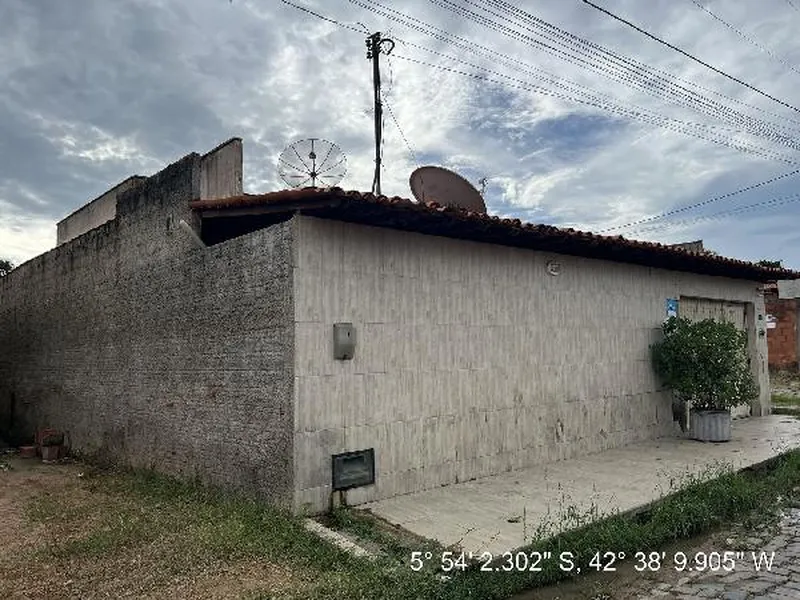 Casa em Leilão Extrajudicial