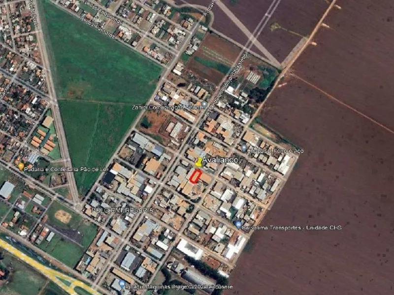 Comercial em leilão