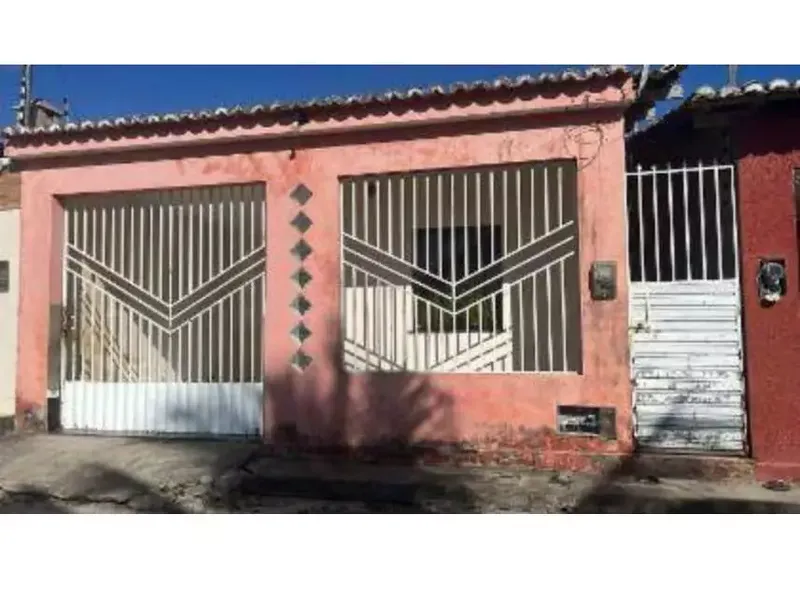 Casa em Leilão Extrajudicial