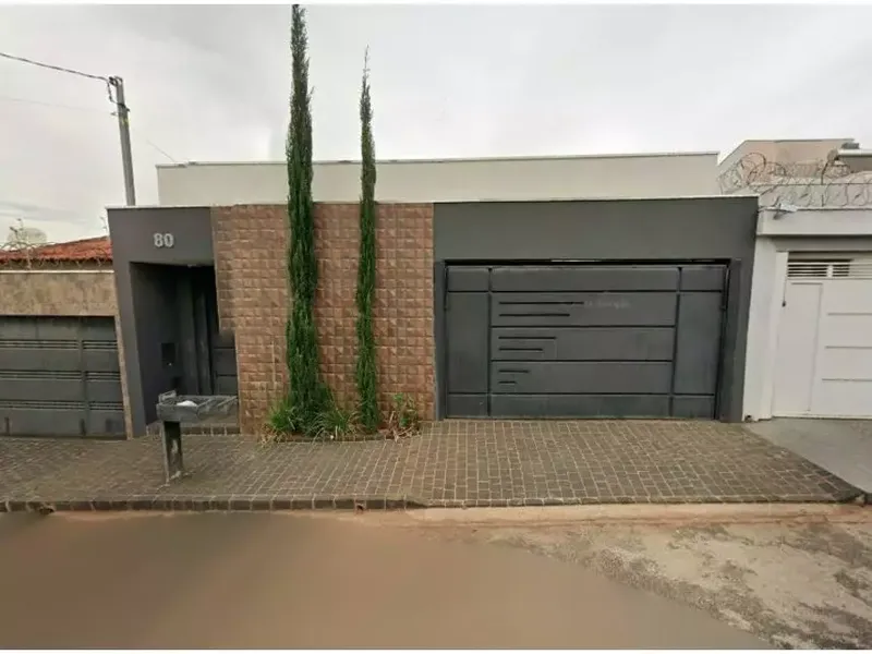 Casa em Leilão Extrajudicial