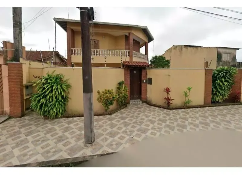 Casa em Leilão Extrajudicial