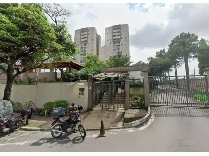 Apartamento em Leilão Extrajudicial
