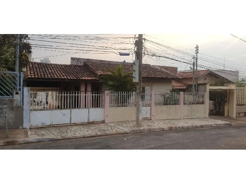 Casa em Leilão Extrajudicial
