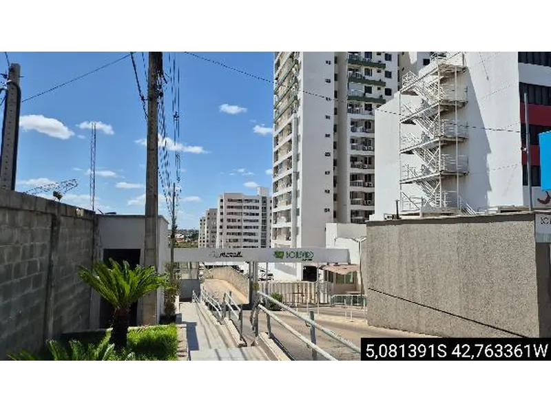 Apartamento em Licitação