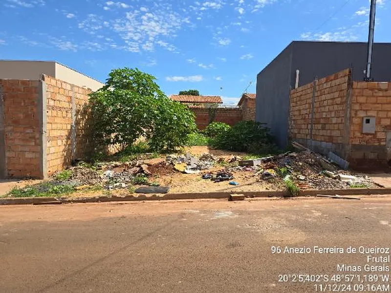 Terreno em Licitação