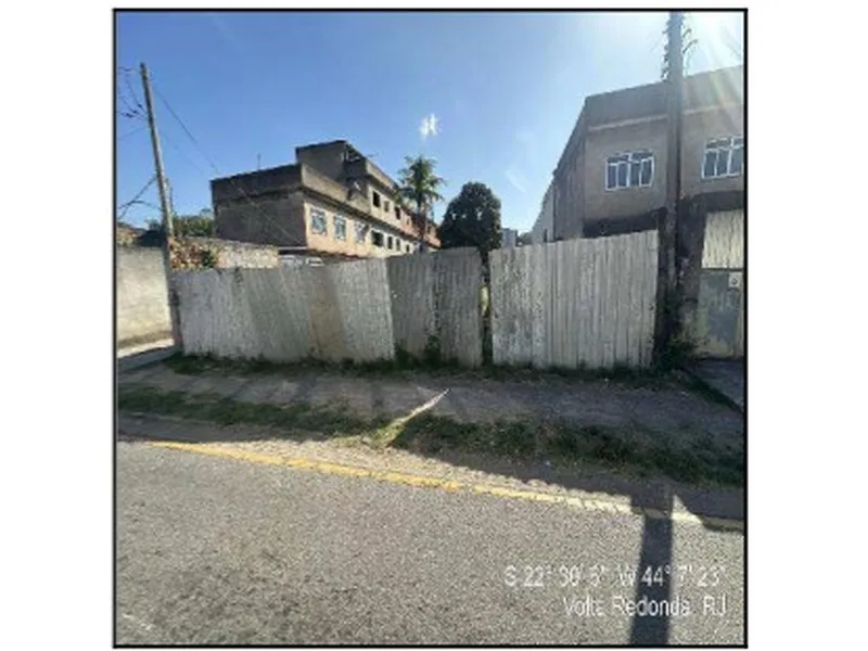 Terreno em Licitação