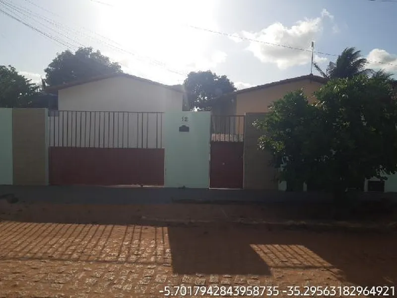 Casa em Leilão Extrajudicial