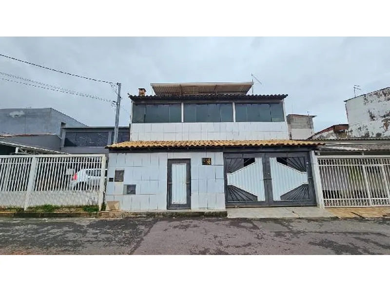 Casa em Leilão Extrajudicial