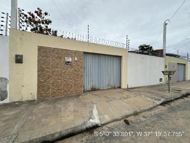 Casa em Leilão Extrajudicial