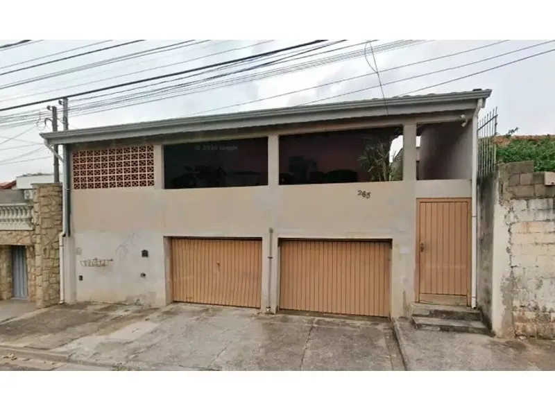 Prédio em Leilão Extrajudicial